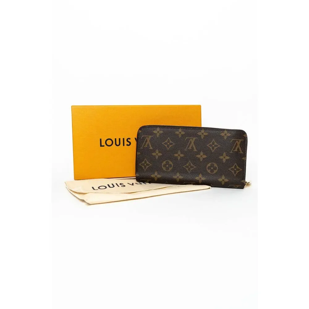 Louis Vuitton Monogram Zippy Wallet Fuchsia